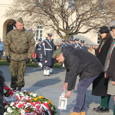 Światełka zapalają harcerze